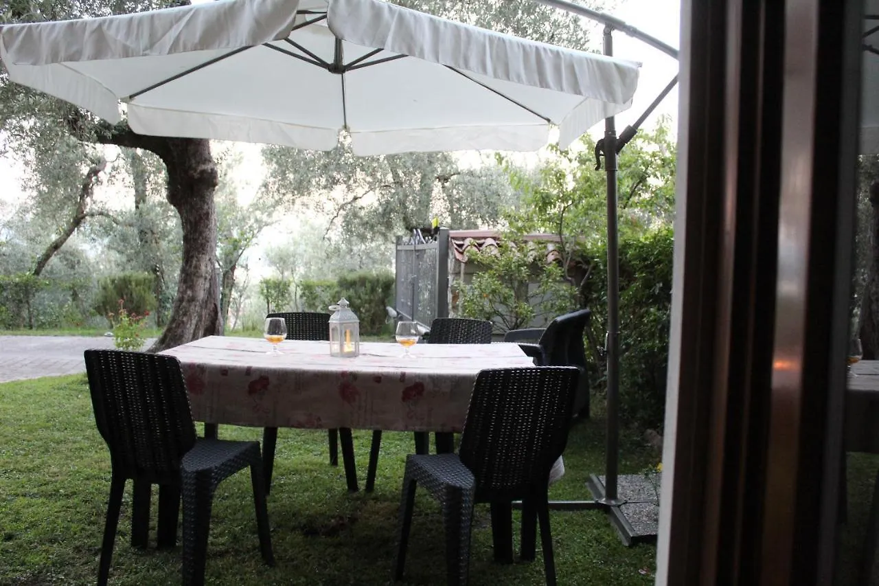 Appartement Relax In The Olive Grove à Toscolano Maderno Italie
